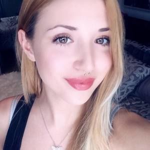 Meet your Posher, Jasmine